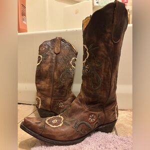Old Gringo: Embroidered Brown Cowboy Boots Size-9.5